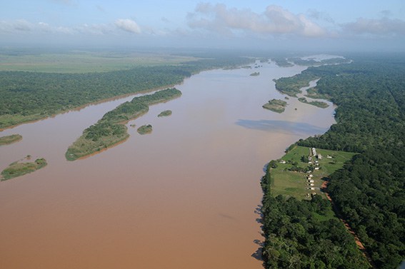 Rio Doce próximo a Linhares (ES) - Foto: Zig Koch / Banco de Imagens ANA